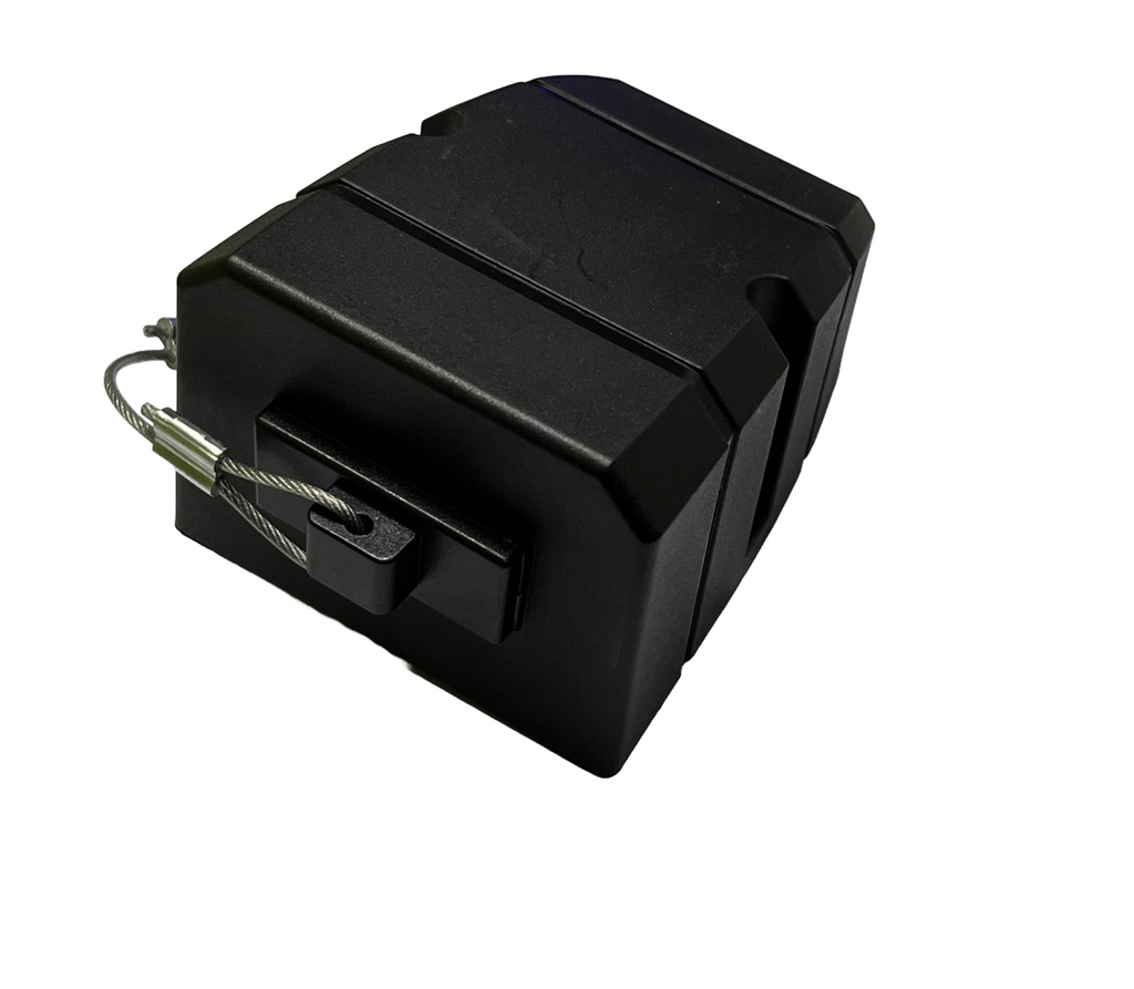 50 Amp Brad Harrison equivalent plug Holder With Plug and Dust Cover
